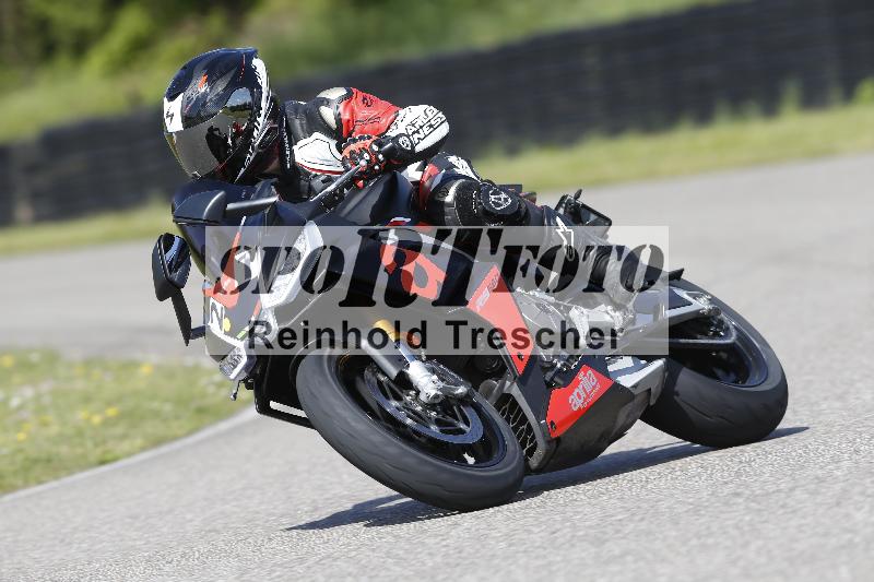 Archiv-2025/09 22.04.2025 Cornu Master School ADR/rot-rouge/21